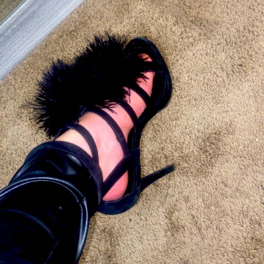 Michael kors heels 👠 pretty much brand new